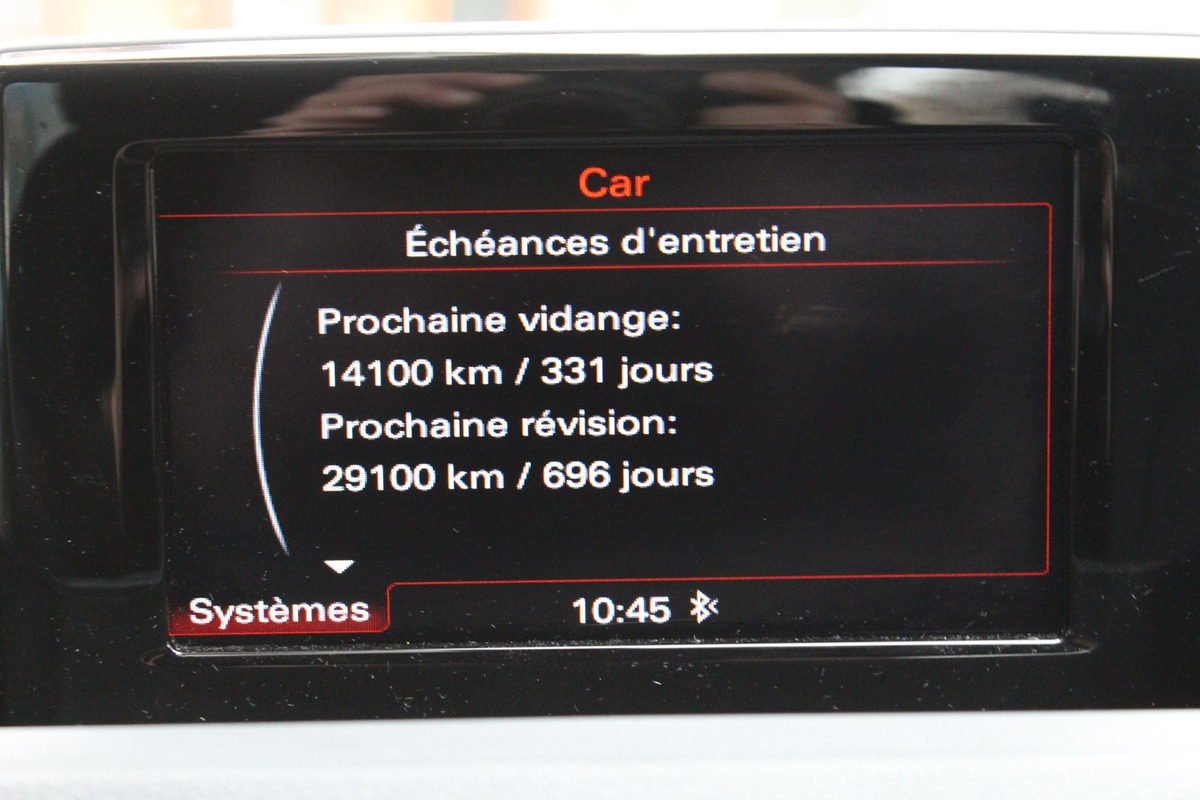 Audi Q3 (2) 2.0 TDI 120ch BUSINESS LINE S TRONIC