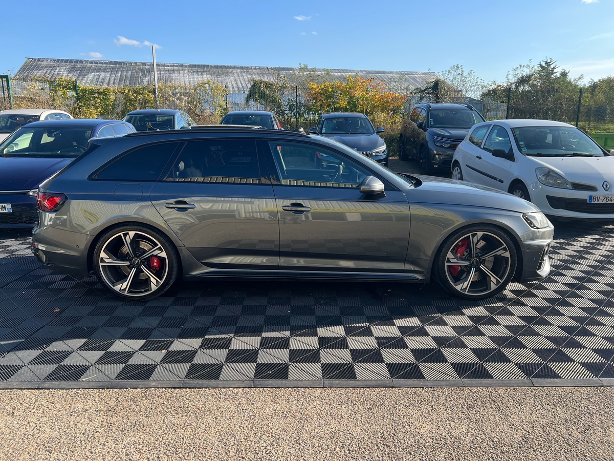 Audi RS4 Avant Quattro 2.9 TFSI V6  450 cv Boîte auto - FULL OPTIONS - ENTRETIEN COMPLET