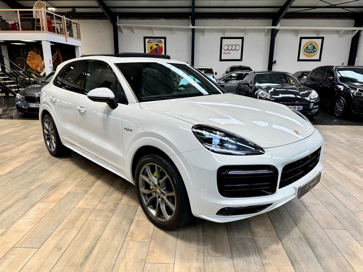Porsche Cayenne III 3.0 V6 462 E-Hybrid Options+++