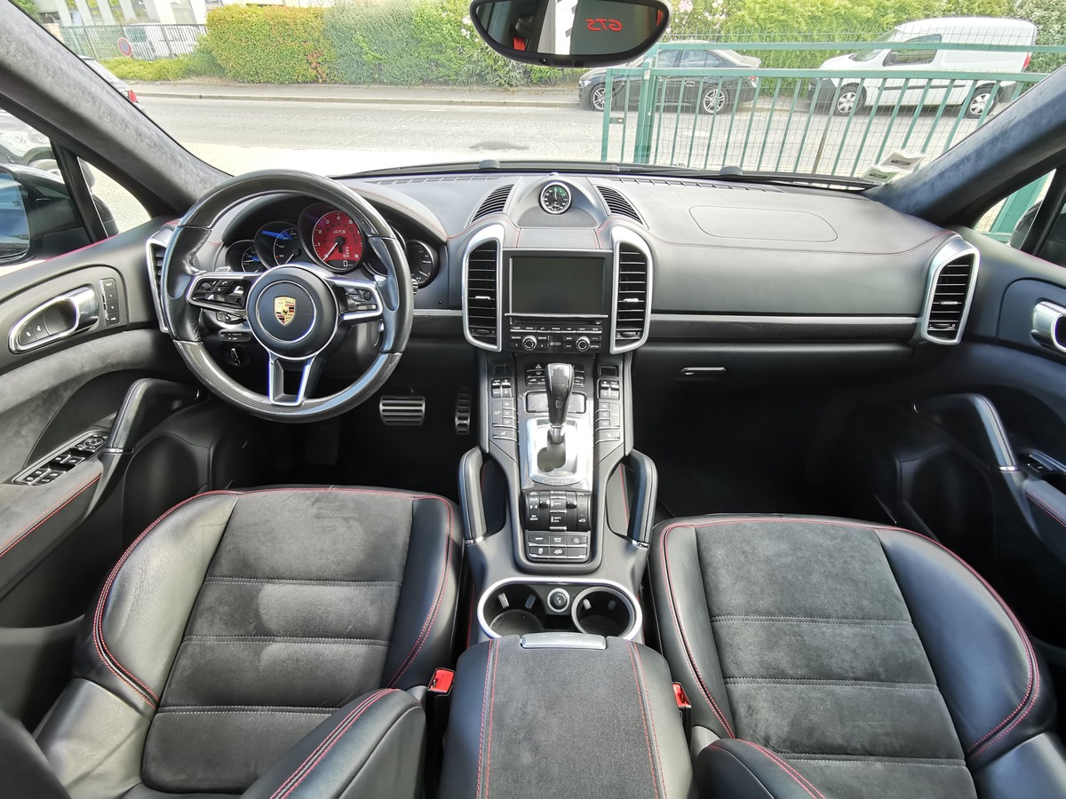 Porsche Cayenne GTS 440 BOSE full options FR