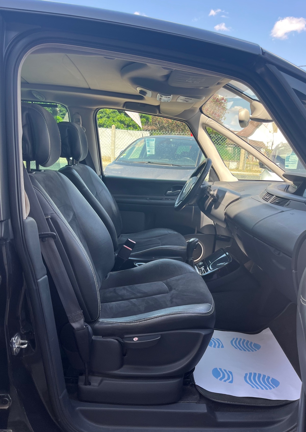 RENAULT Espace IV 2.0 DCI 175 CV EDITION 25 TH / BOITE AUTOMATIQUE