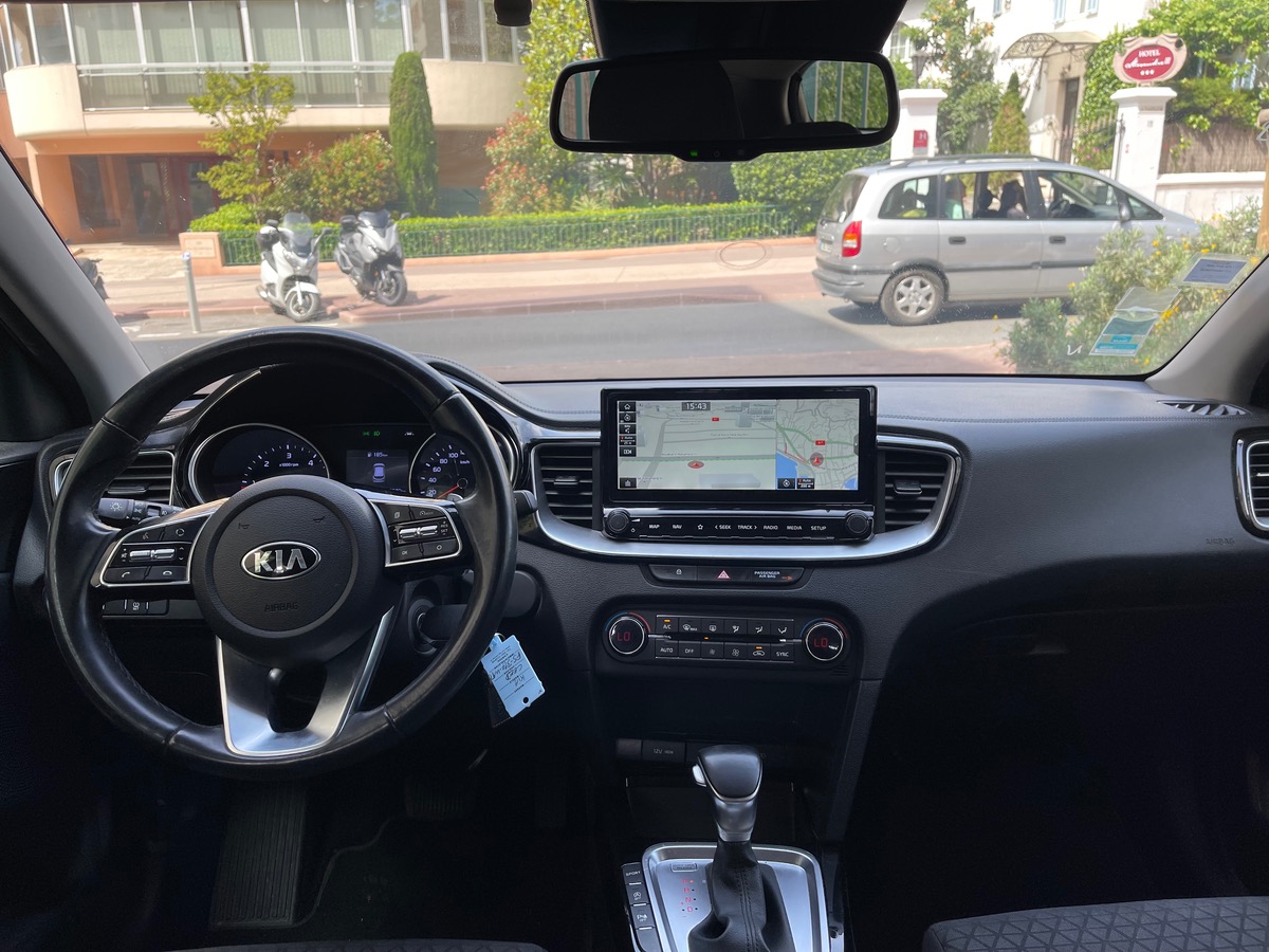 Kia Ceed 1.6 crdi 115 cv / Phase 2 / CarPlay /Caméra / Boite Auto