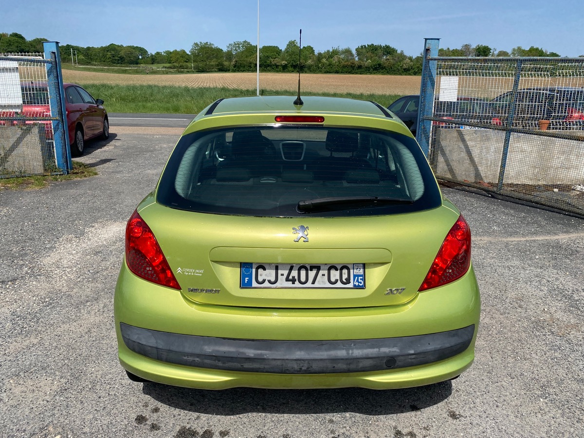 Peugeot 207 1.4 90cv 157000km urban 