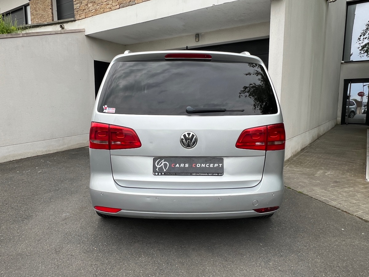 Volkswagen Touran Confortline 2.0 TDI 140 DSG6