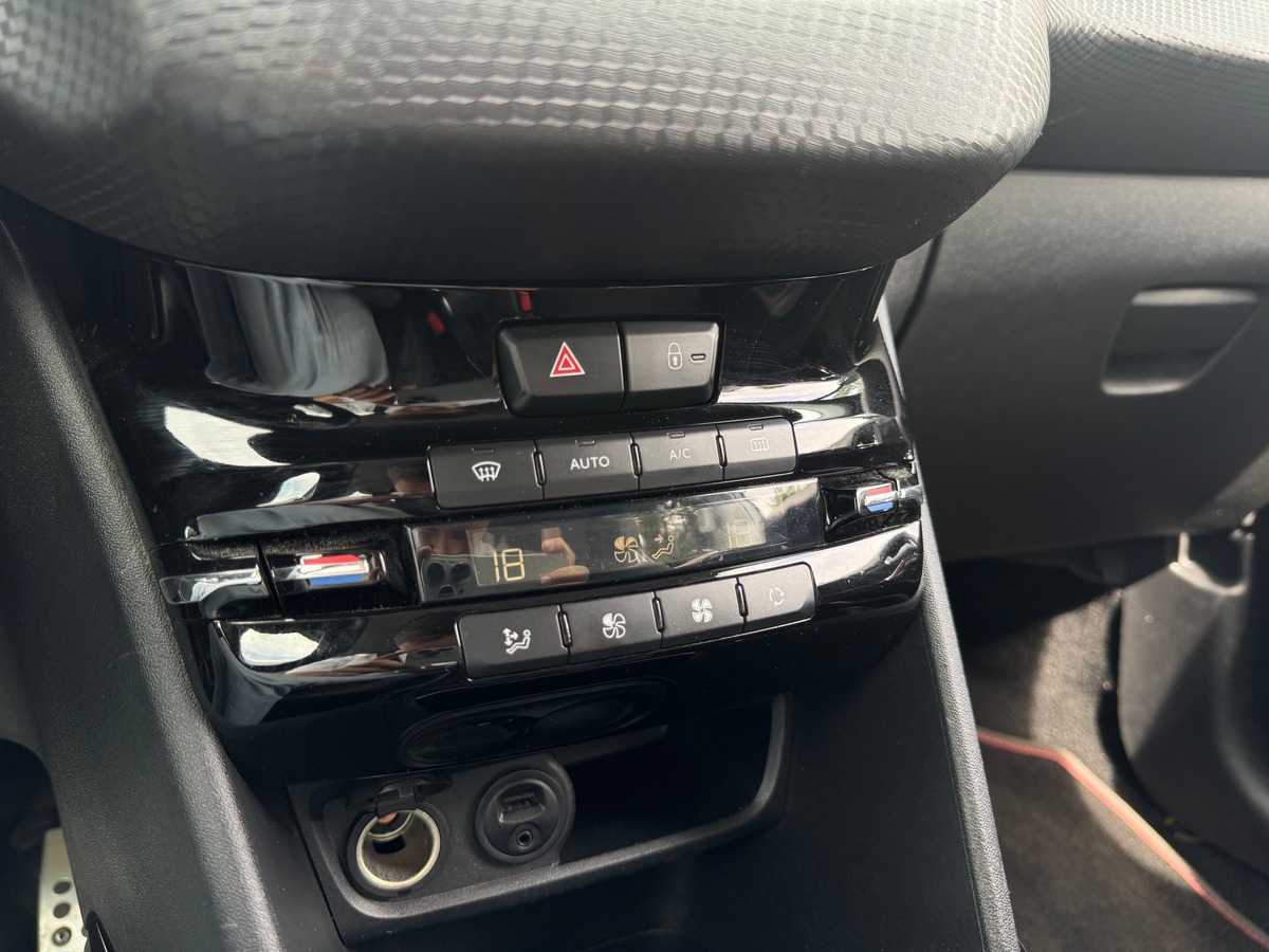 Peugeot 2008 Gt line 1.2 S&S 110 cv - Distribution OK