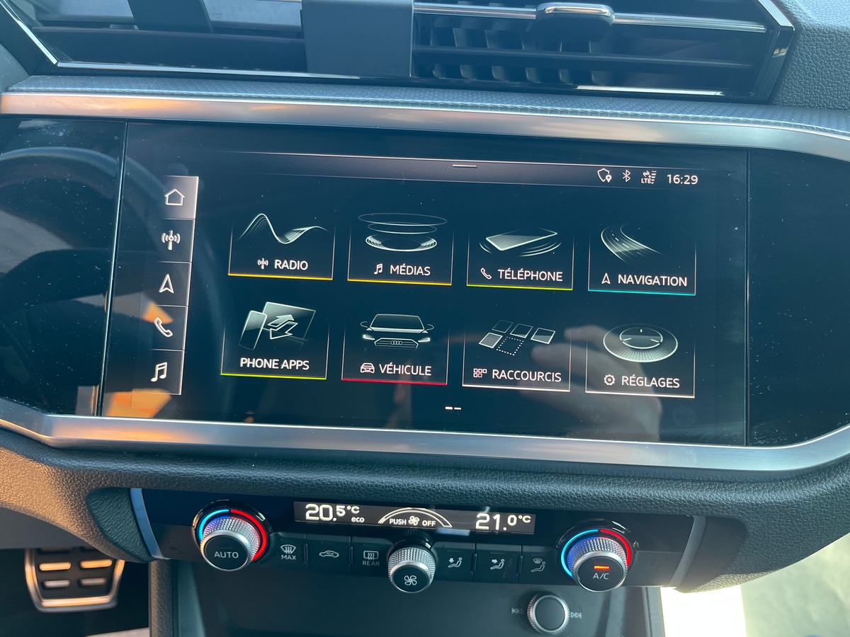 Audi Q3 35 2.0 TDI S Tronic7 150 S LINE Boîte automatique