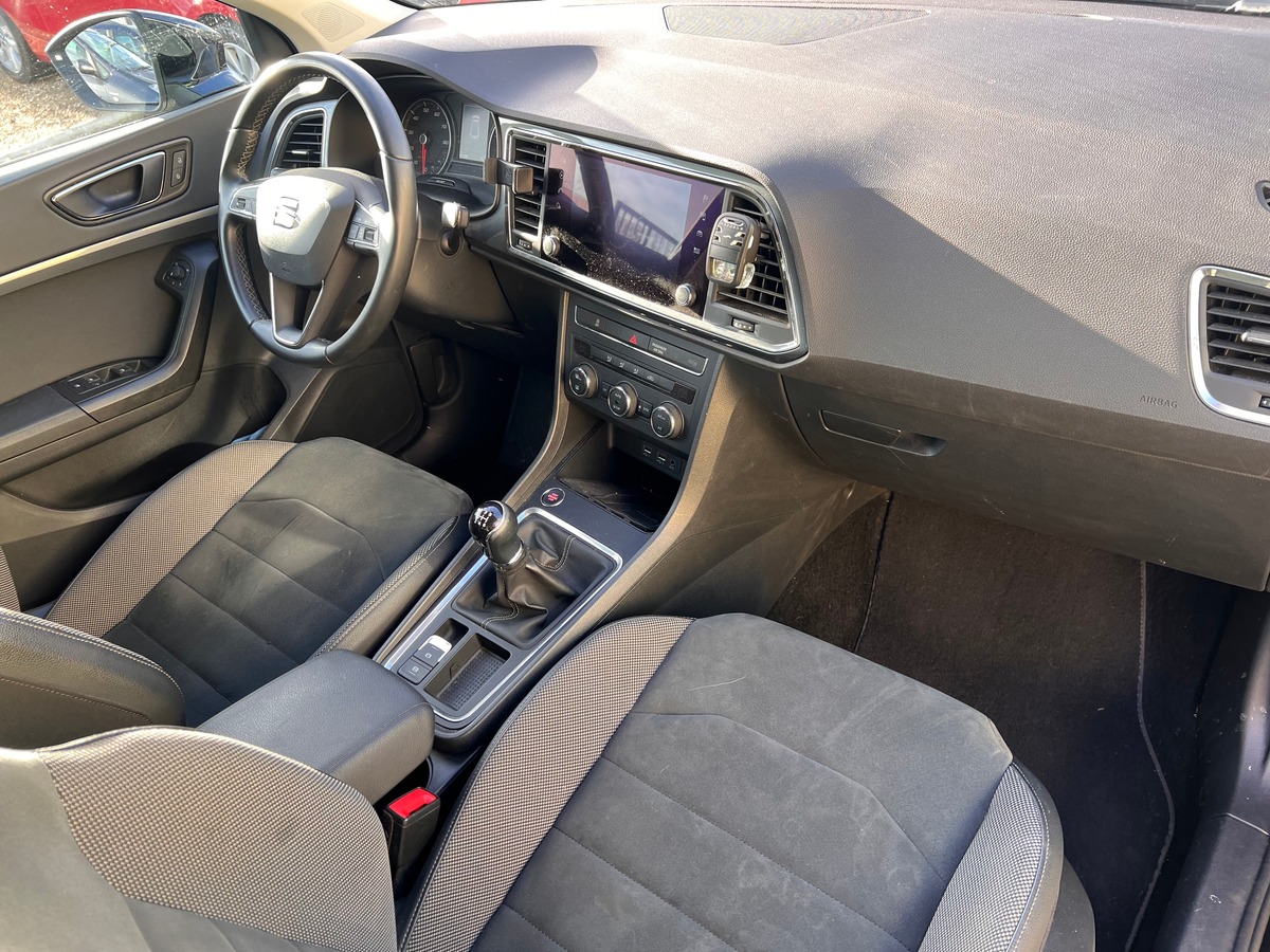 Seat Ateca 1.5 TSI 150 cv  1ERE MAIN - ENTRETIEN A JOUR - RIEN A PREVOIR - CAMERA DE RECUL - CARPLAY