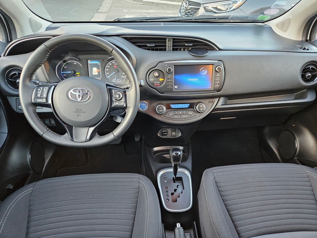 Toyota Yaris Hybrid III HSD 100H DYNAMIC PHASE 3