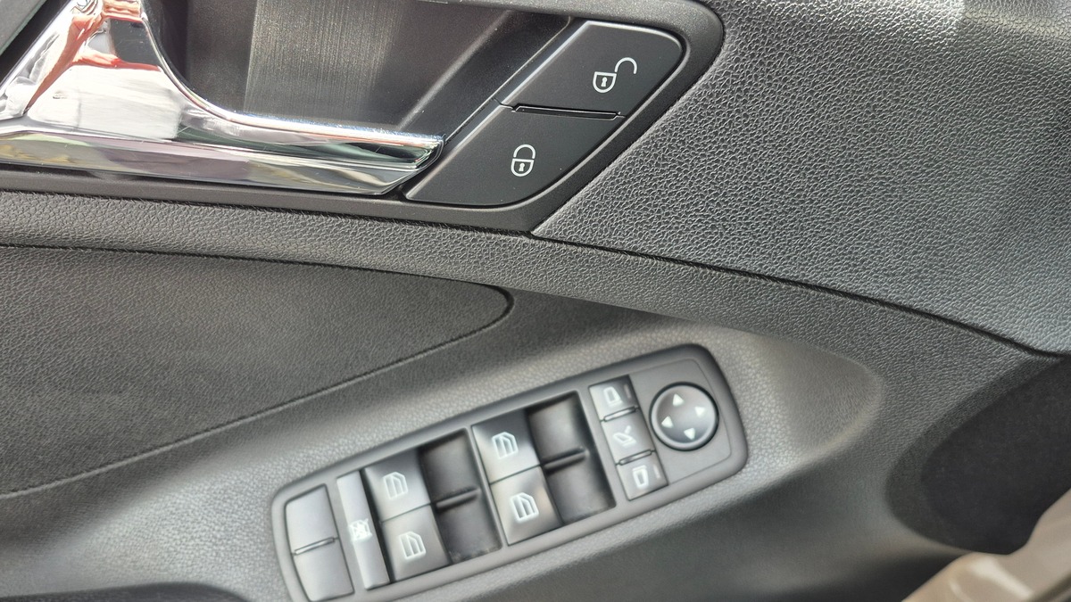 Mercedes-Benz Classe M II ML 320 CDI 7G-TRONIC
