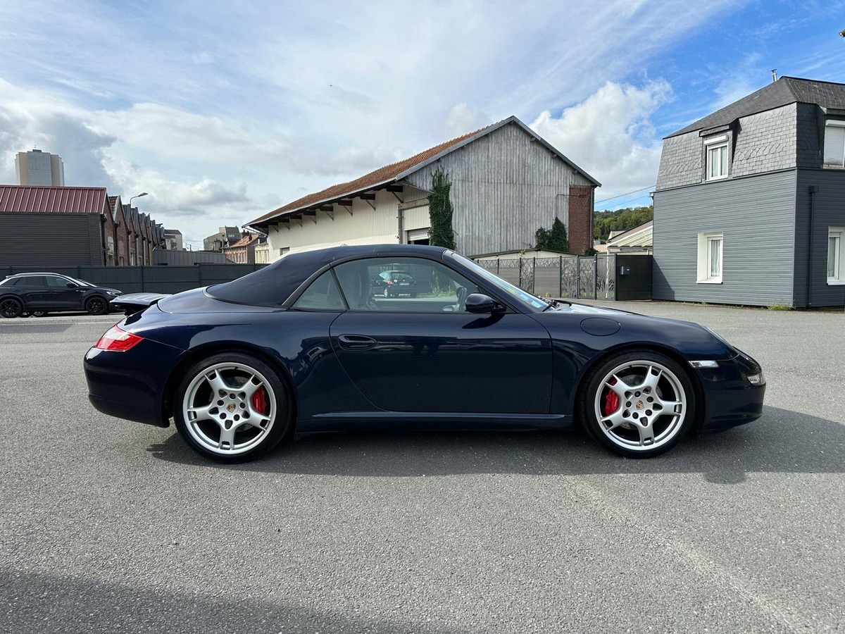 Porsche 911 CARRERA S 3.8 CABRIOLET