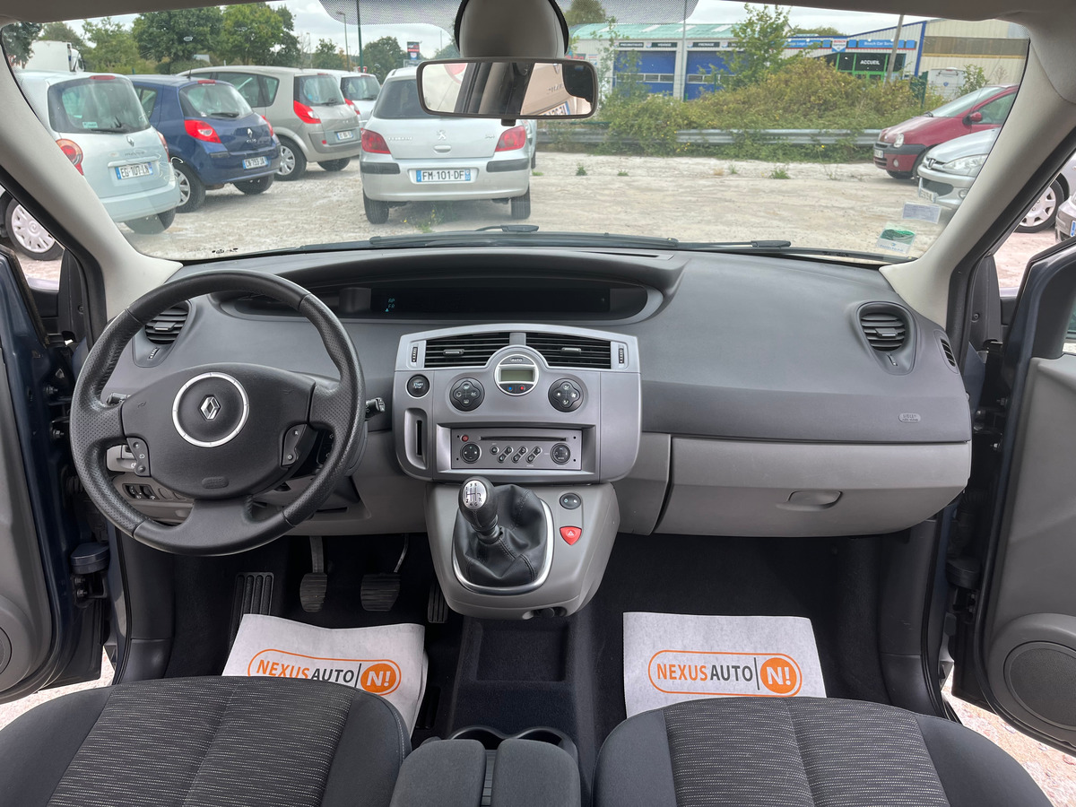 RENAULT Grand Scenic 1.9 dci  130 - 7pL 157589KM