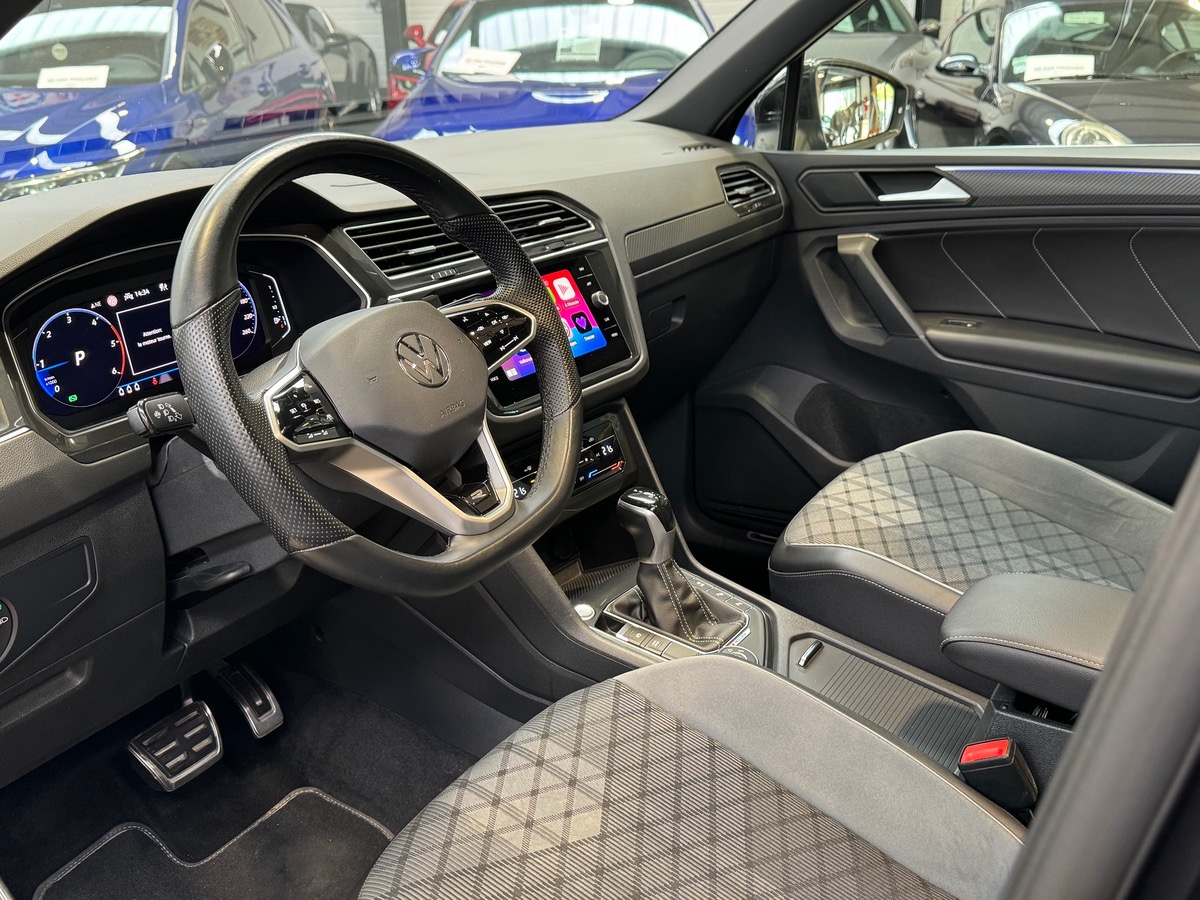 Volkswagen Tiguan 2.0 TDI 150CV 4MOTION PH2 DSG7 R-LINE TOIT OUVRANT PANORAMIQUE