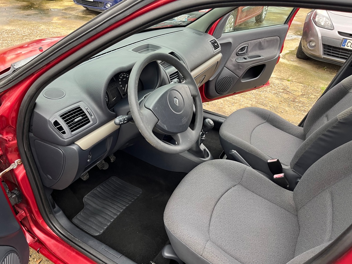 RENAULT Clio 1.5 dci