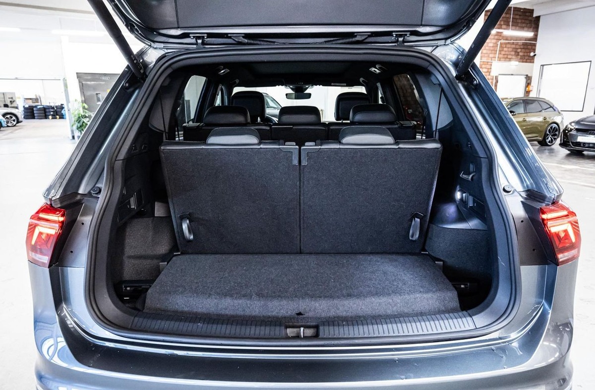 Volkswagen Tiguan Allspace 2.0 TDI 200ch R-Line 4Motion DSG7 Toit ouvrant 7 places