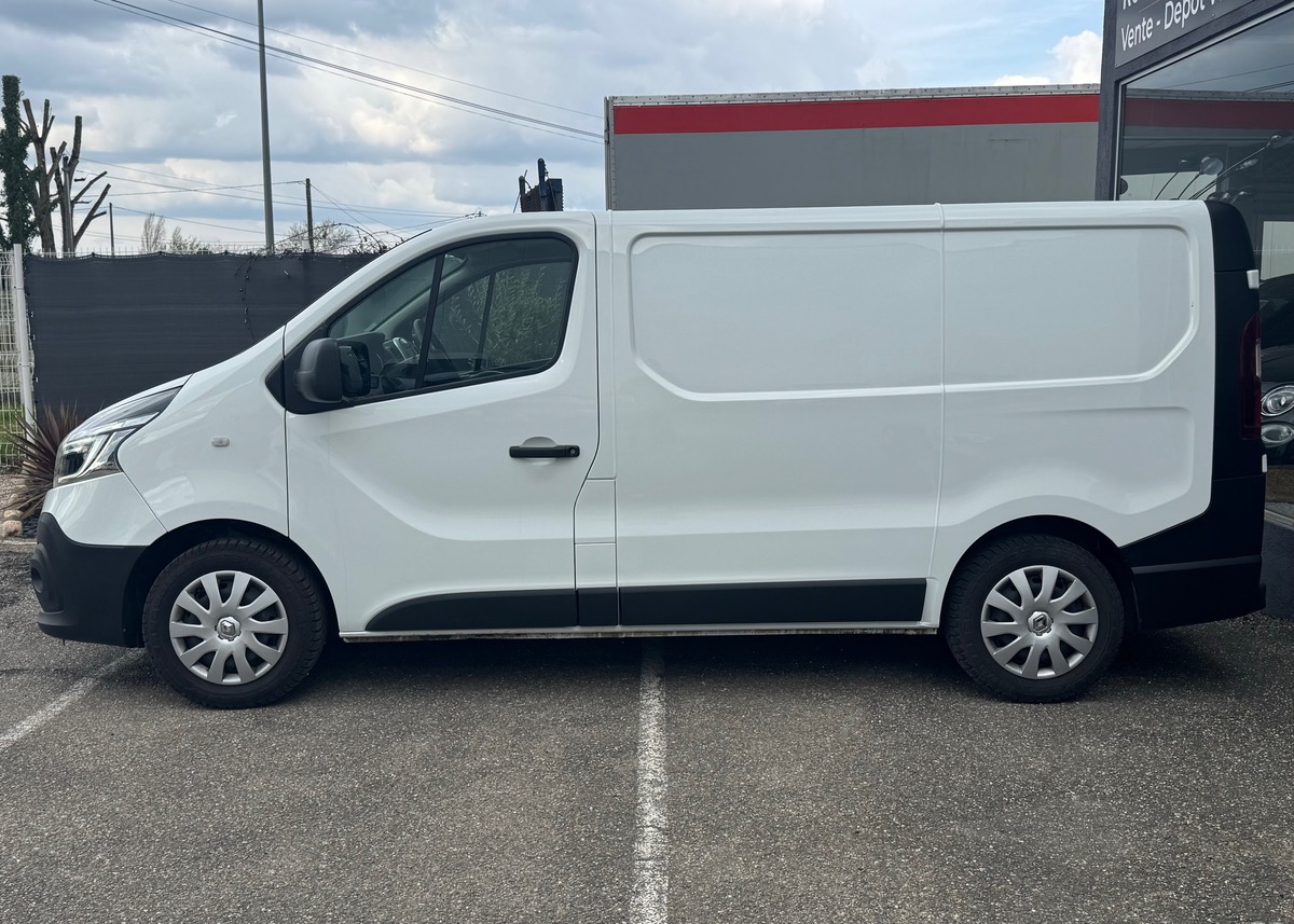 RENAULT Trafic III (2) FOURGON CONFORT L1H1 1200 DCI 120