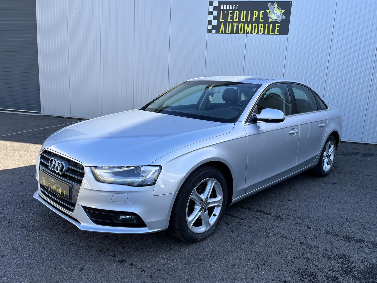 Audi A4 (2) 2.0 TDI 143 AMBITION LUXE + ATTELAGE