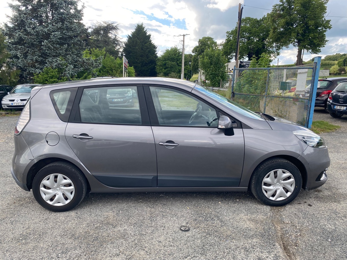 RENAULT Scenic III 1.5 dci 110cv 141000km 1ere main 