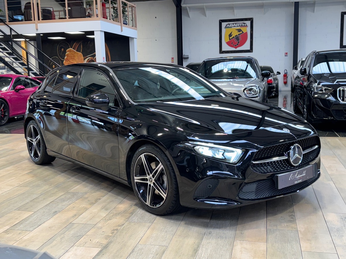 Mercedes-Benz Classe A 200 PROGRESSIVE LINE 163CV 7G-DCT 1ERE MAIN