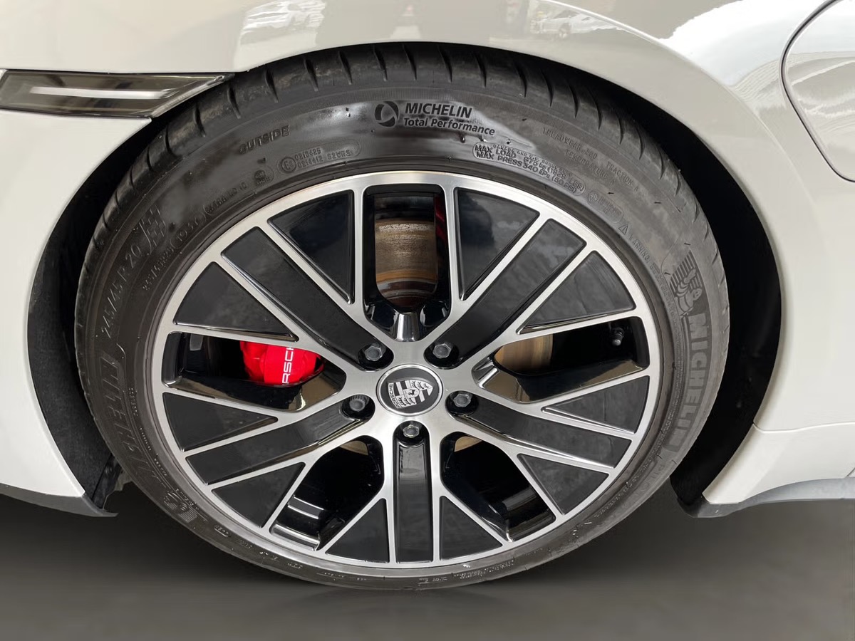 Porsche Taycan 4S 530CH Bose/Angle-mort/Matrix Led/Sièges chauffants/Eclairage d’ambiance