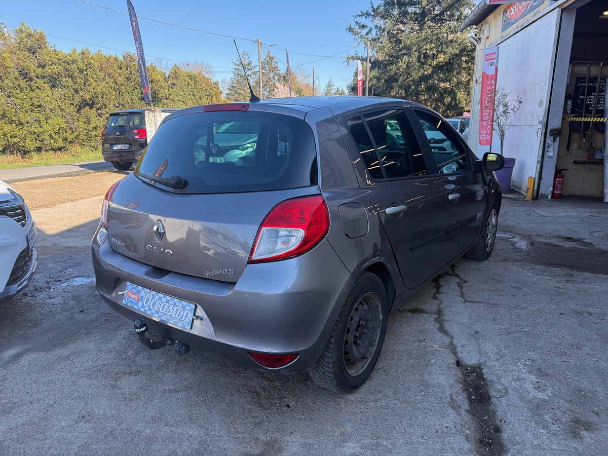 RENAULT Clio III 3 1.5 dci CLIM phase 2  180 500 Kms