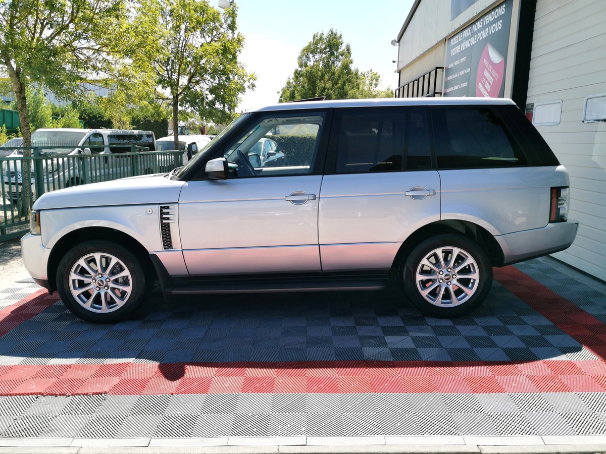 Land-Rover RANGE ROVER 3 4.4 TDV8 313 CH VOGUE C