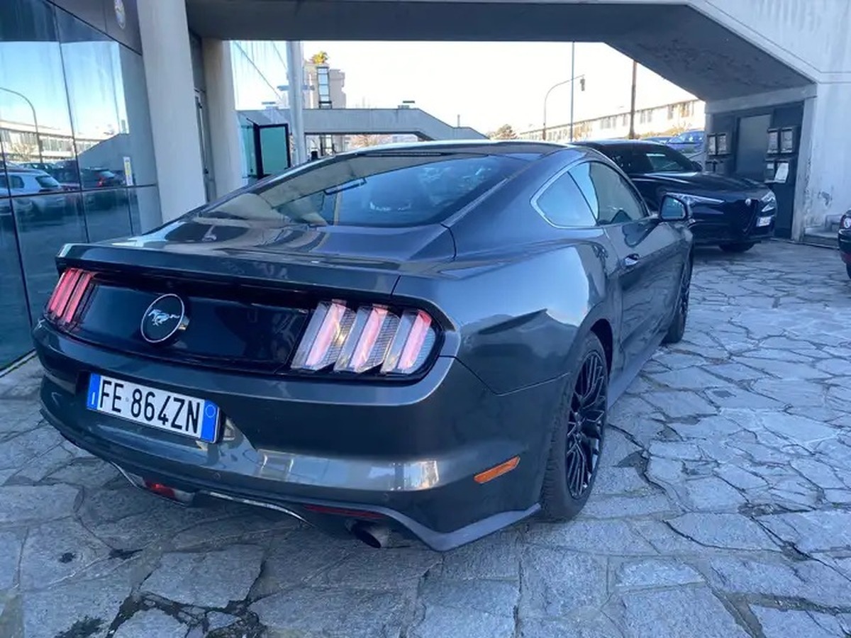 Ford Mustang Fastback VI 2.3 EcoBoost 317ch