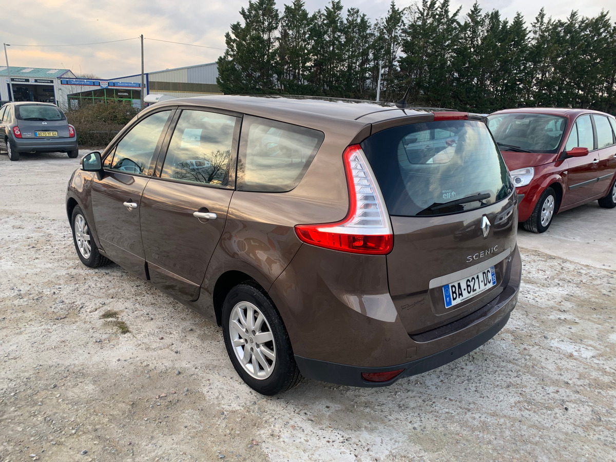 RENAULT Grand Scenic 1.9 dci  130CH 166132KM