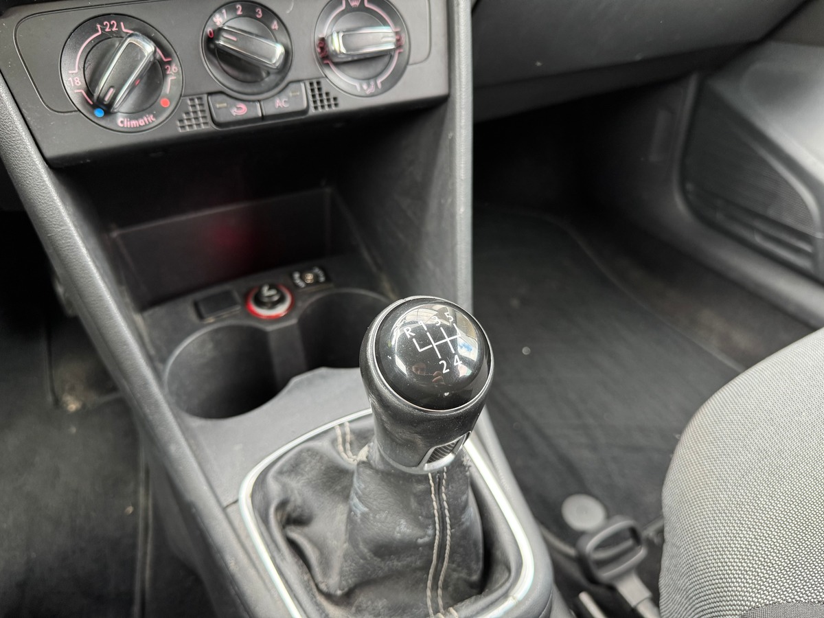 Volkswagen Polo V Confortline 1.6 TDI 75 cv - Ecran Multimédia