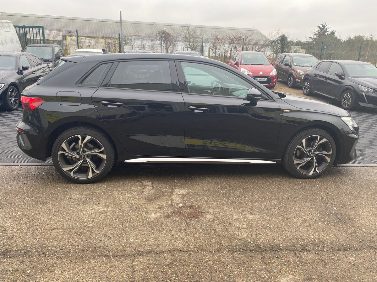 Audi A3 Sportback Sportback 2.0 SLINE 150 cv Boîte auto RIEN A PREVOIR - ENTRETIEN AUDI - CARPLAY