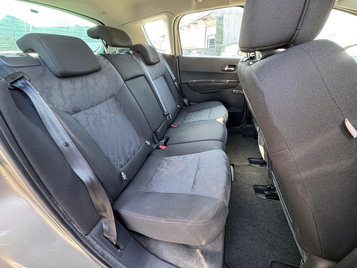 Peugeot 3008 1.6 HDI 110-PREMIUM-DISTRIBUTION OK-GARANTIE
