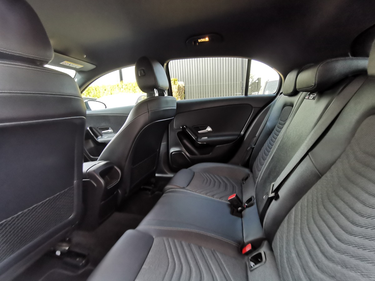 Mercedes-Benz Classe A 180 d 7G-DCT BUSINESS LINE CAM v