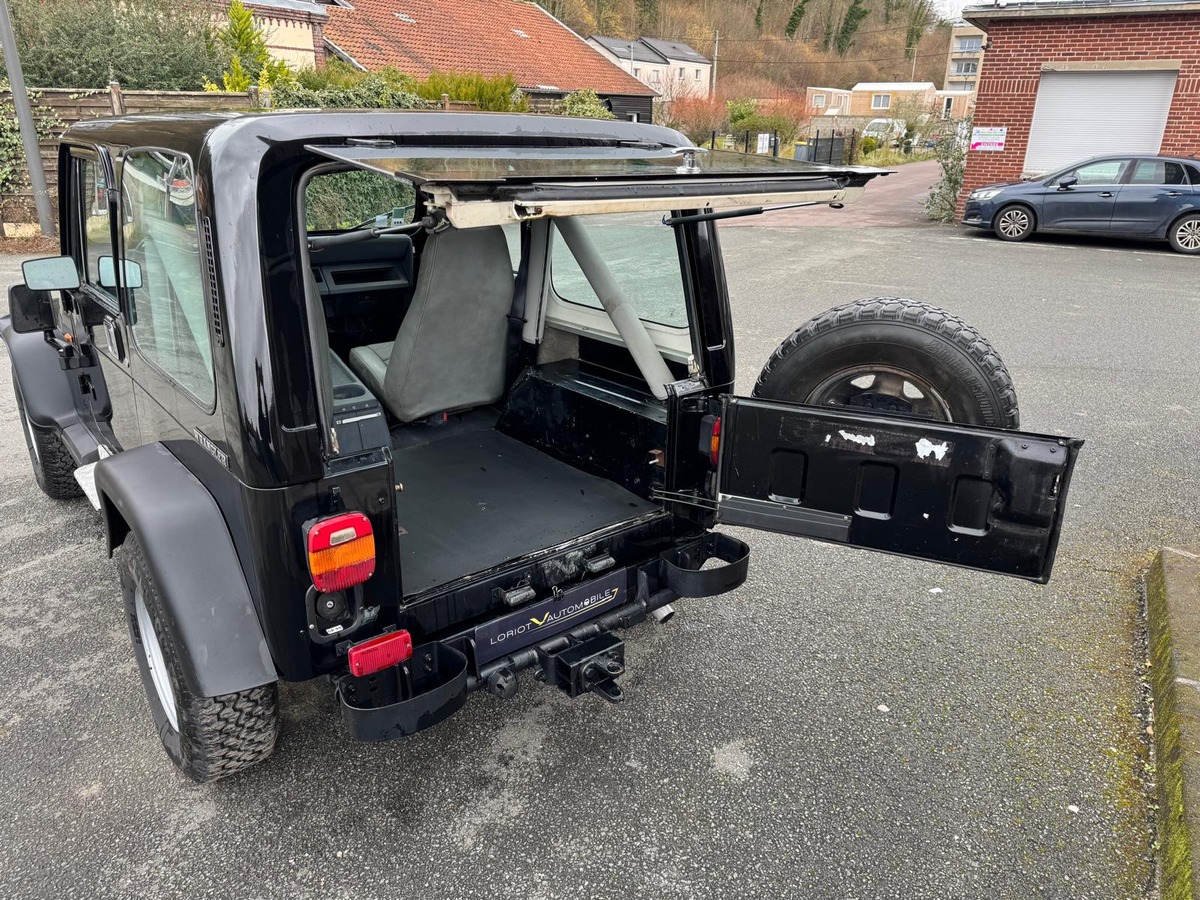 Jeep Wrangler 2.5 HARD TOP-Français-Garantie-Révisée