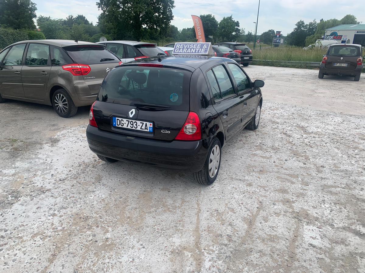 RENAULT Clio II 1.2i 16v BILLABONG 113505km