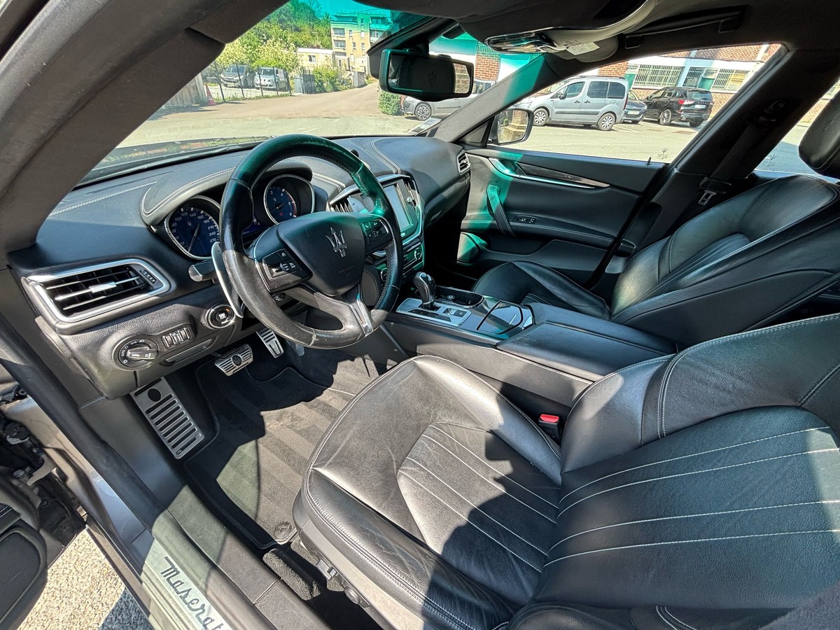 Maserati Ghibli 3.0 V6 275 BVA - Révisée