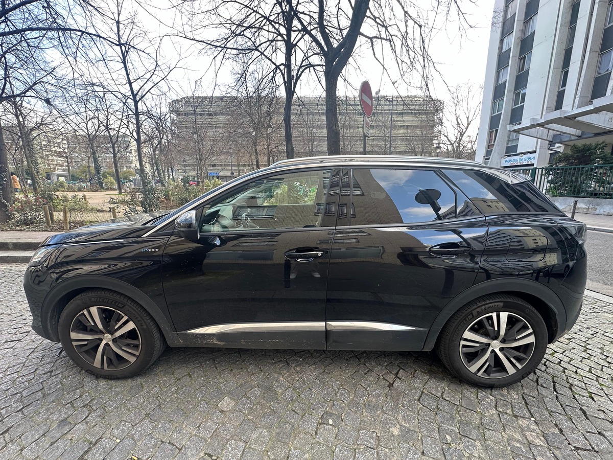 Peugeot 3008 Hybride 180 ch Allure Pack 2021