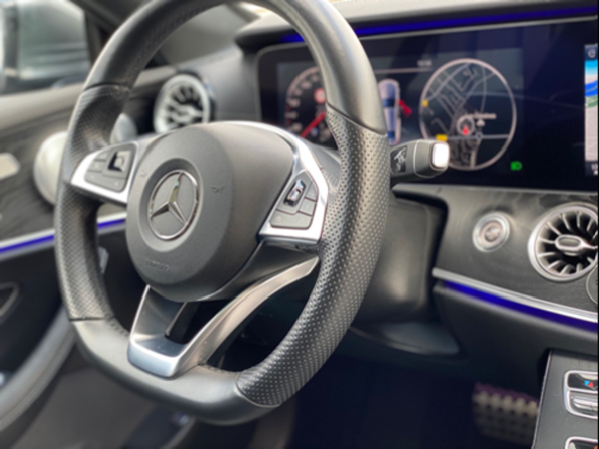 Mercedes-Benz Classe E 220d AMG fascination full p