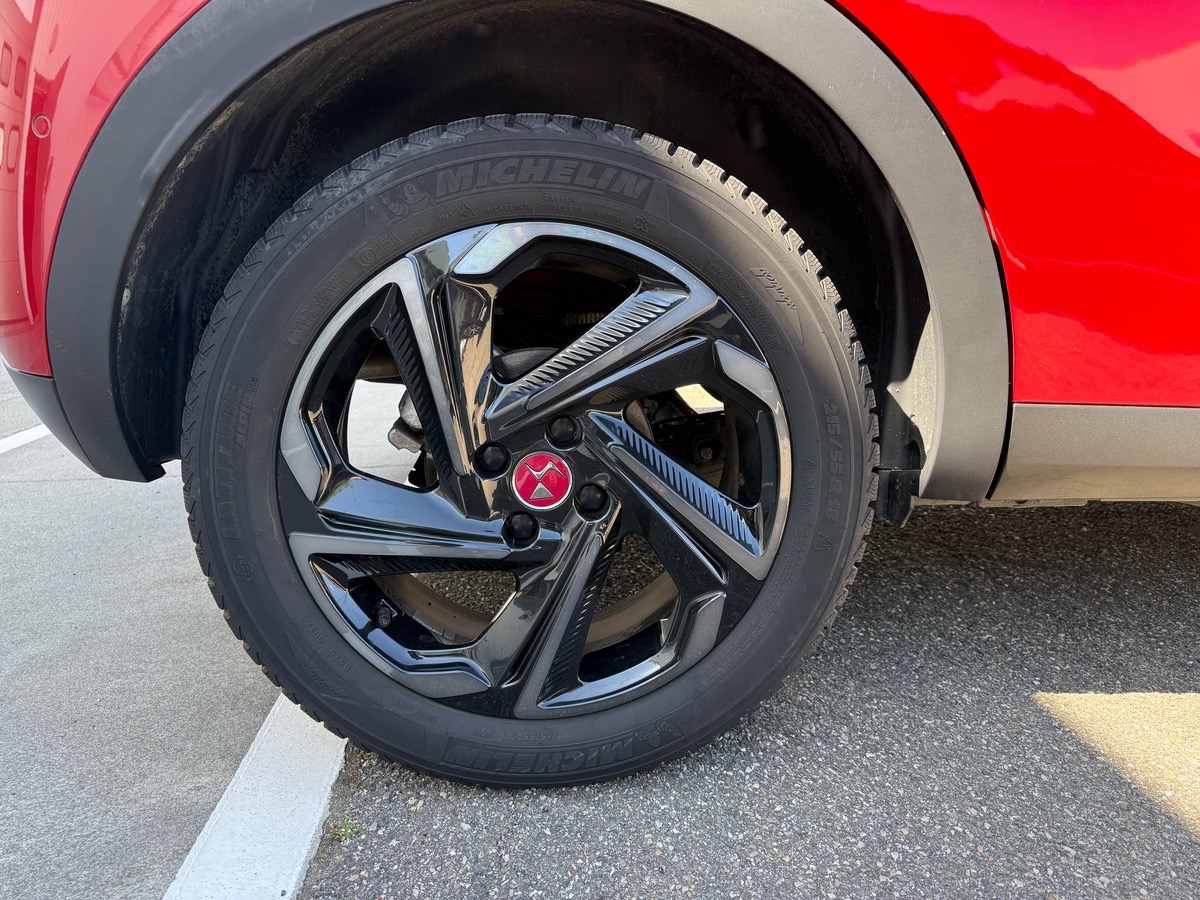 Citroën DS3 CROSSBACK 130 BLUEHDI EAT8 PERFORMANCE LINE, SUIVI COMPLET, CARPLAY