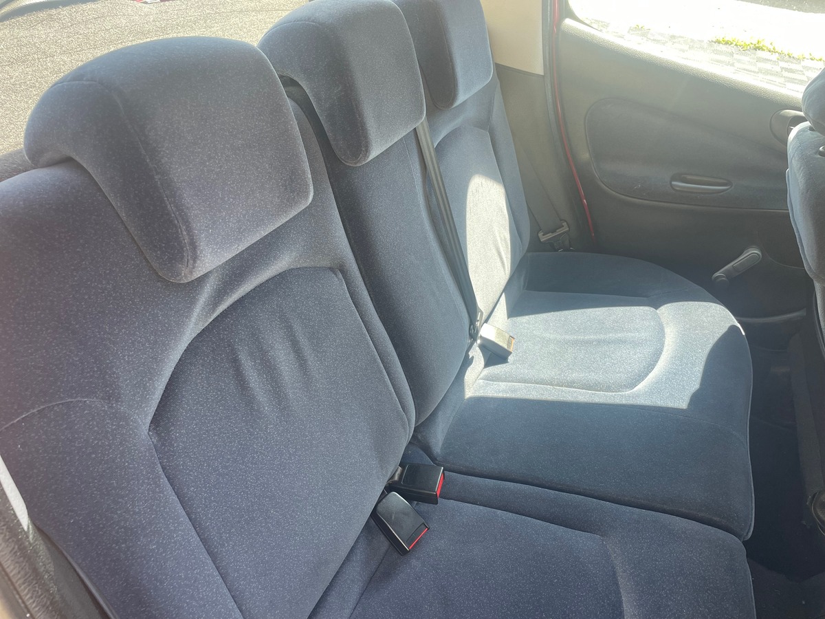 Peugeot 206 1.4 BOITE AUTOMATIQUE - CLIMATISATION - POSTE BLUETOOTH