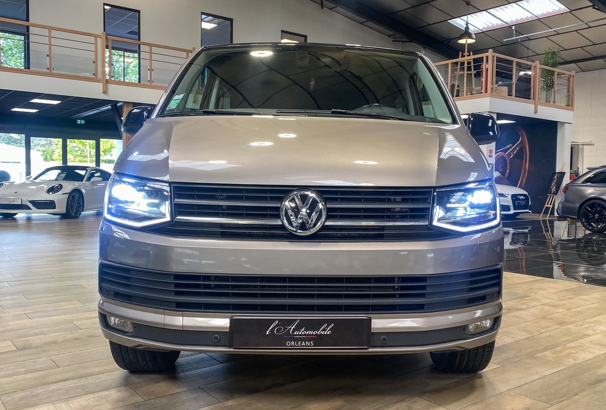 Volkswagen Transporter T6 150 PROCAB 6P EDITION