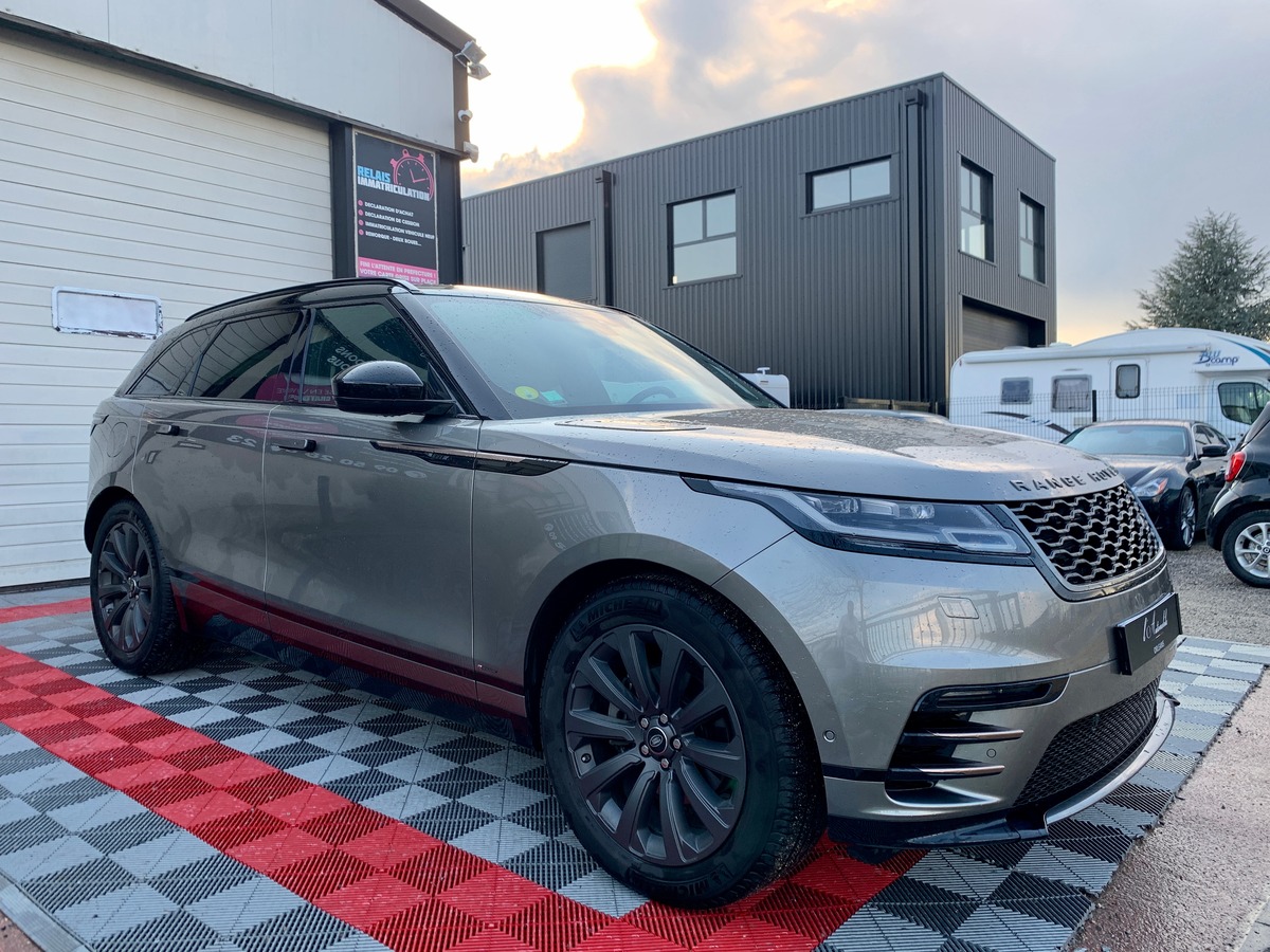 Land-Rover Range Rover Velar D 240 SE R-DYNAMIC