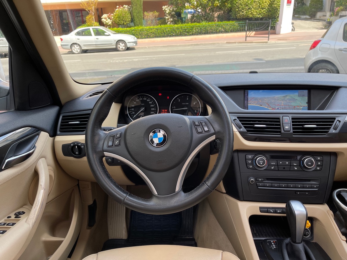 Bmw X1 xdrive 23d 204 CV LUXE  A / TOIT OUVRANT