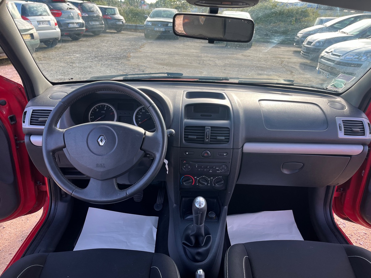 RENAULT Clio 1.5 dci 128195km