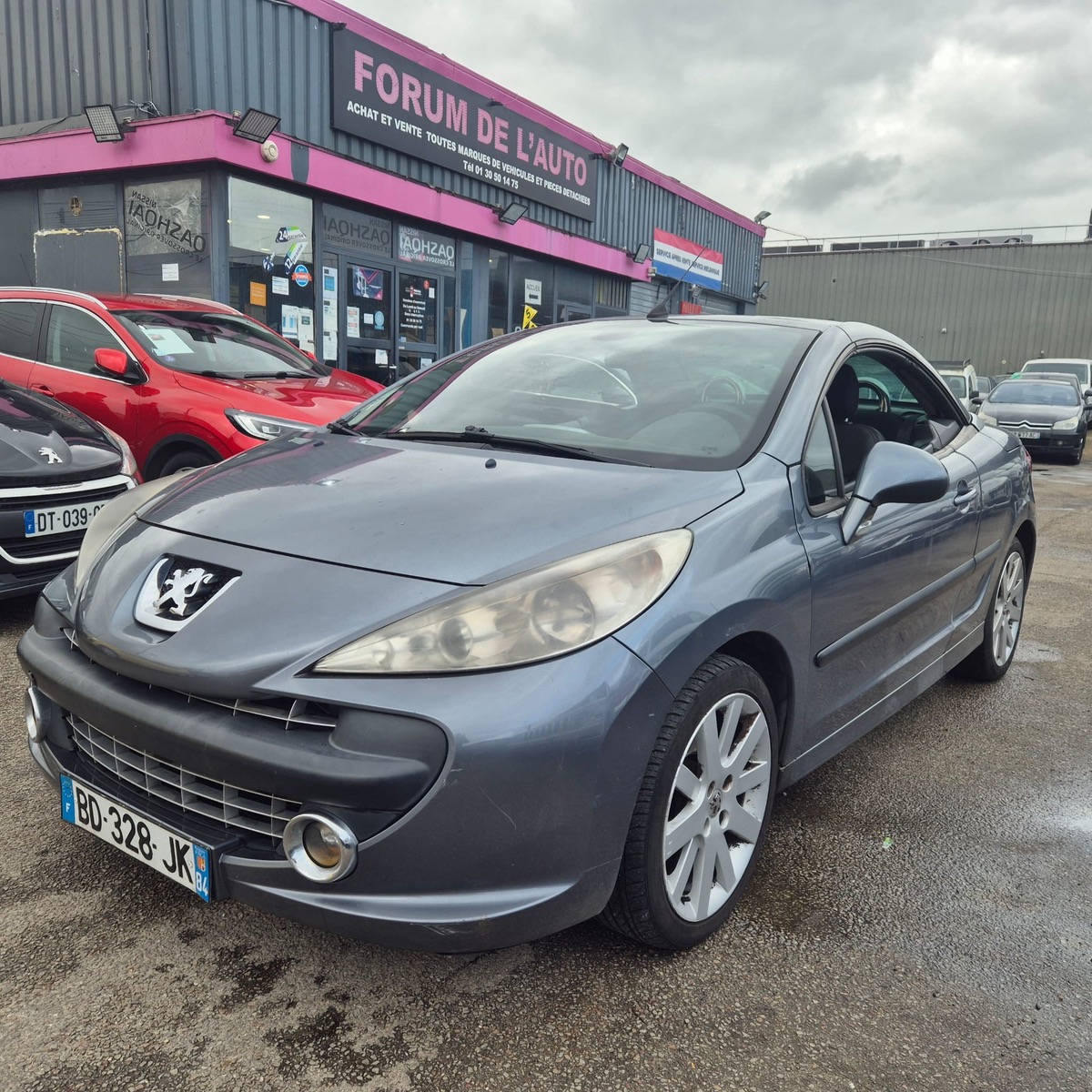 Peugeot 207 CC (2) 1.6 HDI 110 FELINE