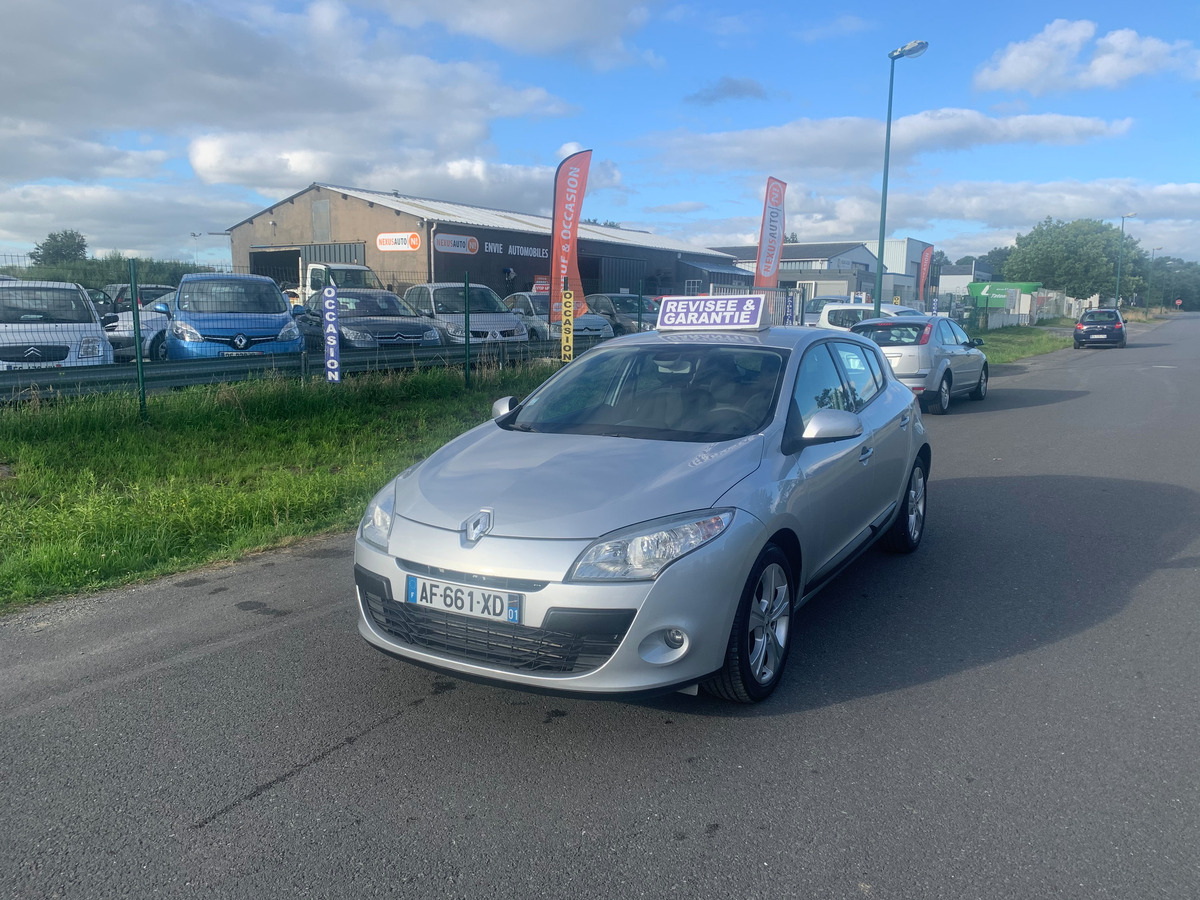 RENAULT Megane mégane 1.5 dci 105ECO2 99898KM