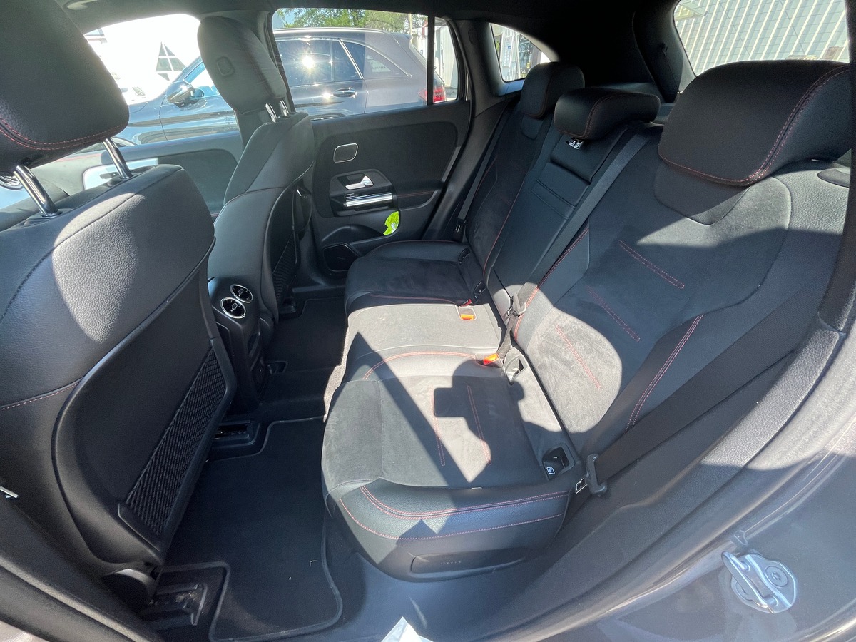 Mercedes-Benz EQA 250 AMG 190ch, SUIVI MERCEDES,SIEGES CHAUFFANT, TOIT OUVRANT, CHARGEUR A INDUCTION