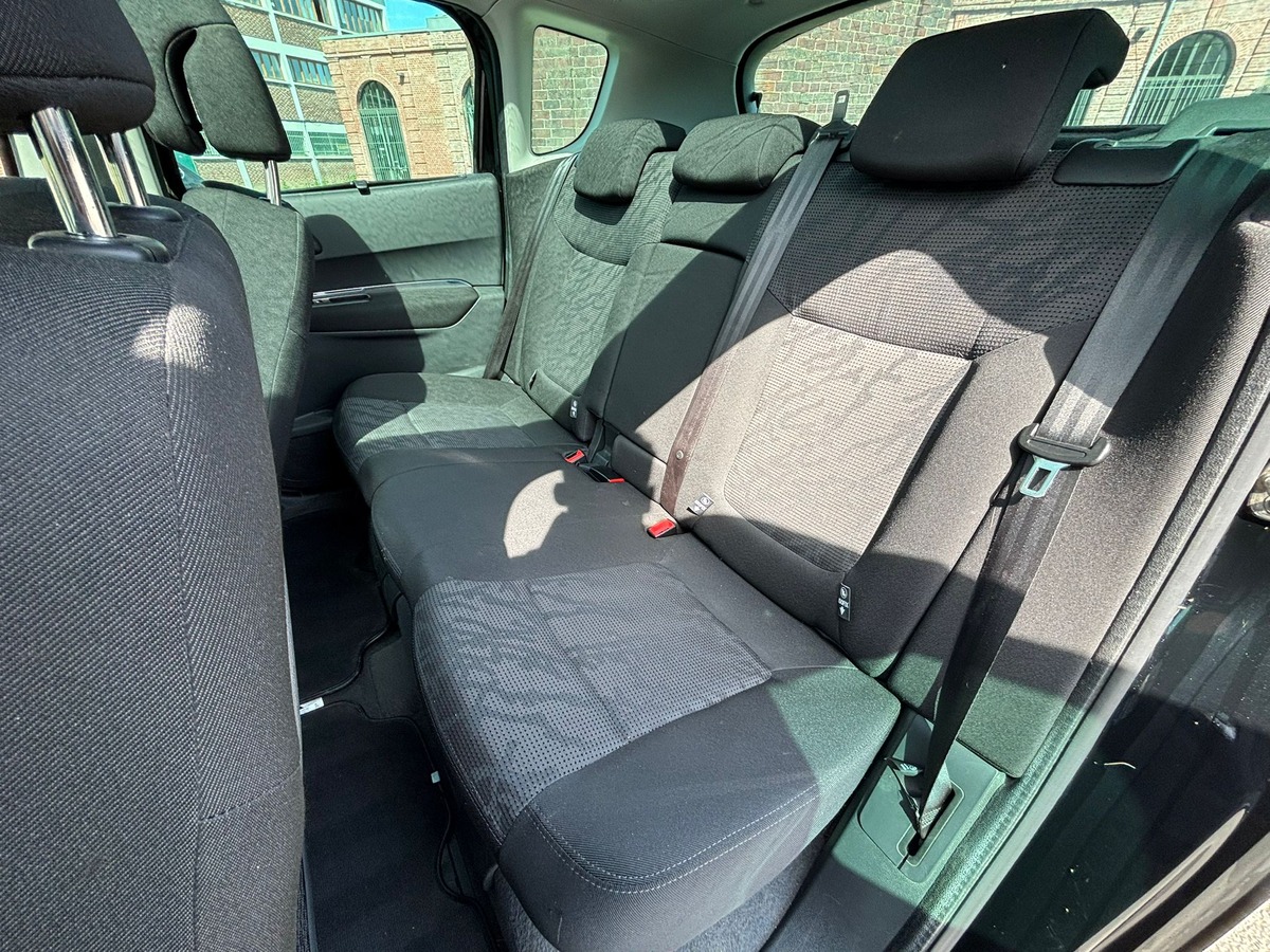 Peugeot 3008 2.0 HDI Premium Pack - ATTELAGE - DISTRIBUTION NEUVE - GARANTIE