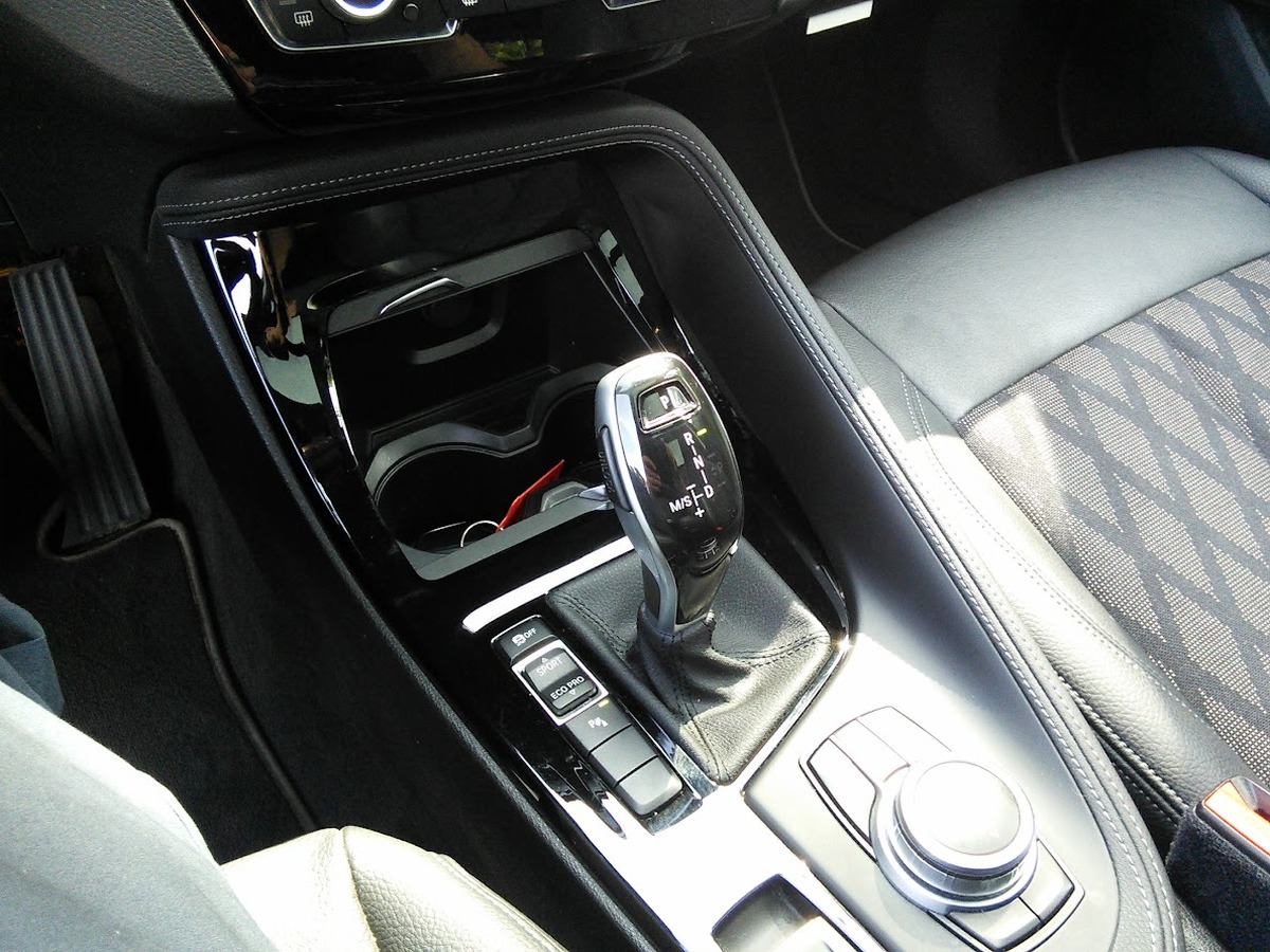 Bmw X1 LCI sDrive 2.0 i DCT7 179 cv xLine Boîte auto TOIT ouvrant PANORAMIQUE