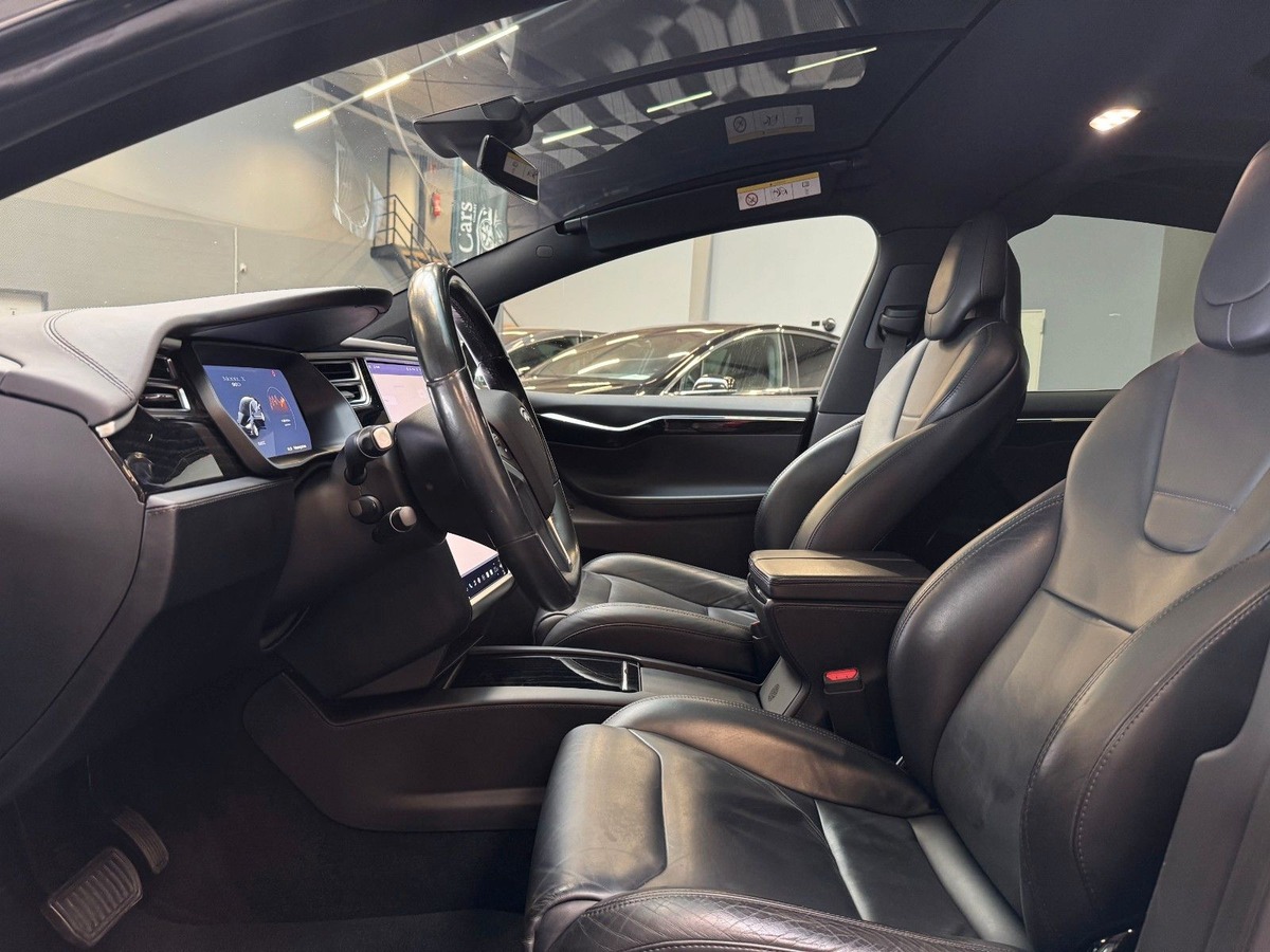 Tesla Model X 90D Dual Motor 6 places Supercharge gratuite