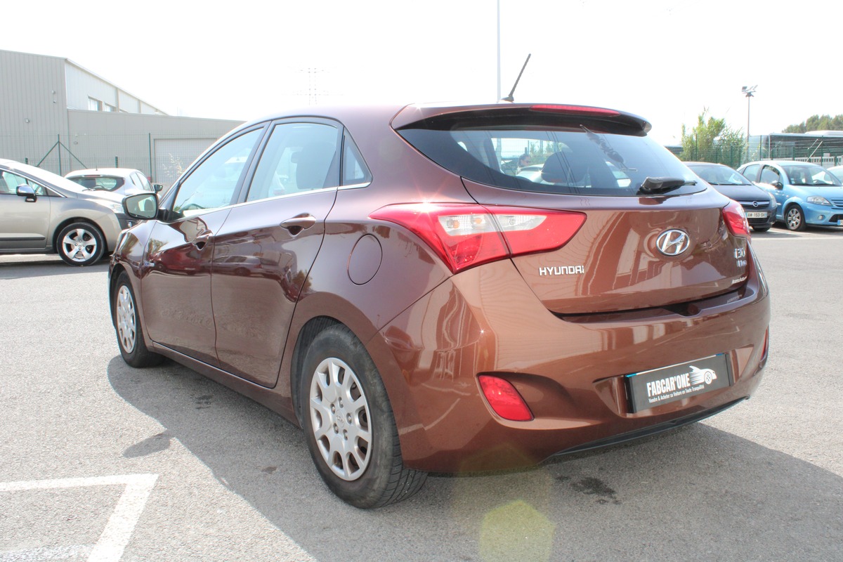 Hyundai i30 1.6 CRDI 110 PACK INVENTIVE LIMITED BD - Garantie 12 Mois