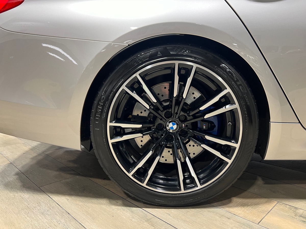 Bmw M5 (F90) V8 600 BVA8 Rhodonite Silver + Attelage Électrique